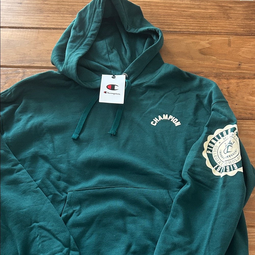 Champion Green Women's Hoodie Size Medium